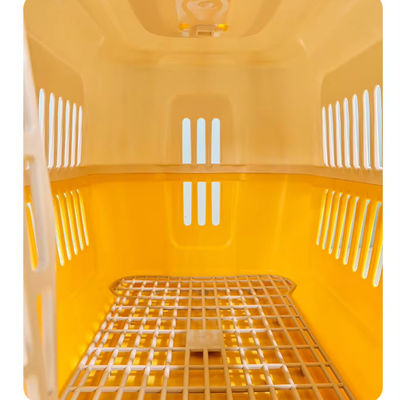 Comfortable Cat Outing Travel Box Metal Frame and Breathable Comfort for Adventures