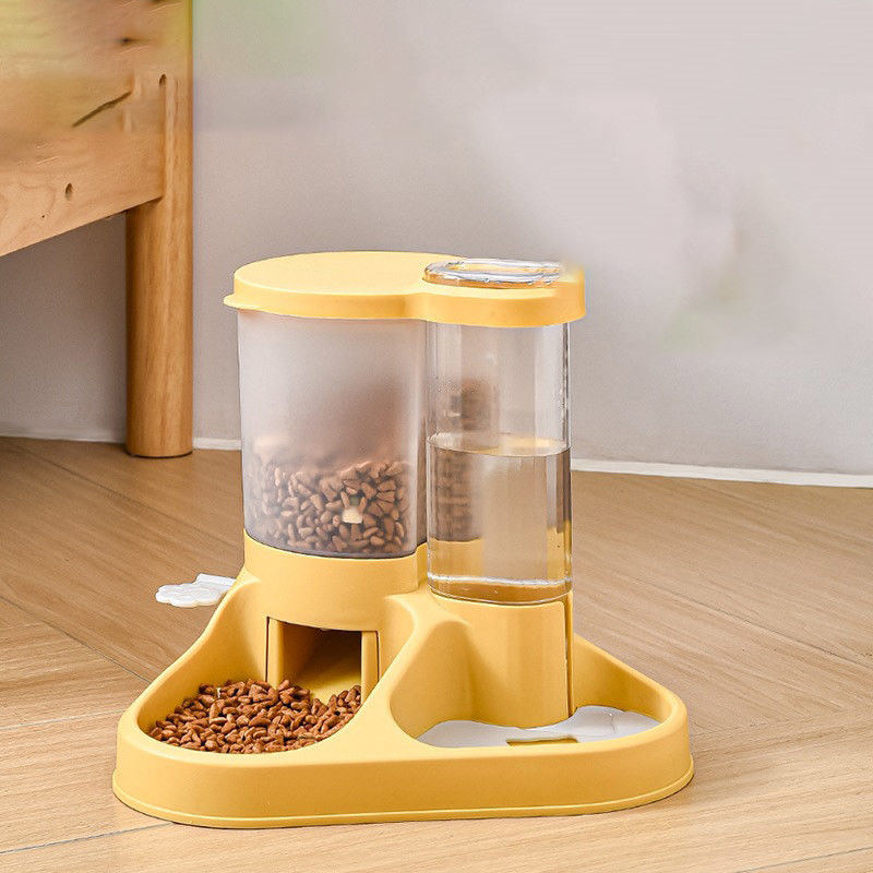 Small to Large Dog Water Dispenser with Automatic Feeder and Water Bowl Battery Operated